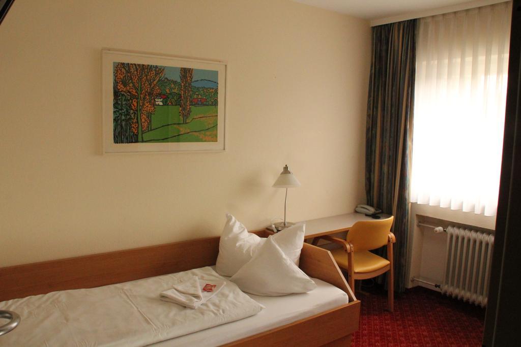 Hotel Traube Offenburg Exterior foto
